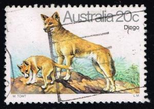 Australia #727 Dingo; used (0.25)