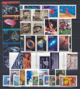 US - 2000 - Commemorative Year Set - Mint Never Hinged