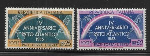 Italy 637-638 4th NATO set MNH Light Gum Toning (z2)
