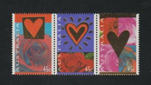 EDSROOM-6103 Australia 1422a-c MNH St. Valentine's Day Gold Heart and Rose