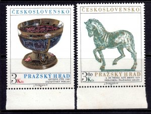 Czechoslovakia 1977 Prague Castle Art Complete Mint MNH Set SC 2114-2115