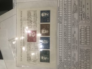 W.W.  Stamps In Glassine’s & Lots More Might Find Some Gems