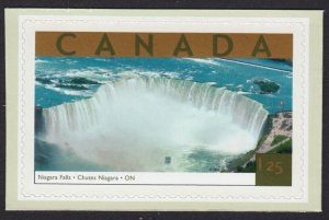 NIAGARA FALLS = stamp small cut from booklet Canada 2003 #1990c MNH