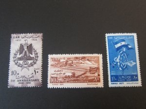 Egypt 1961 Sc 517,530-1 sets MNH