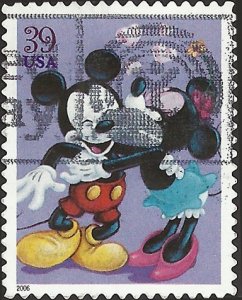 # 4025 USED MICKEY AND MINNIE MOUSE