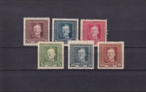 SA23g Bosnia and Herzegovina 1917  Emperor Karl I hinged stamps