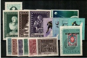 Poland Scott 746 // 792 Mint NH sets (Catalog Value $27.60)
