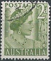 Australia 231 (used) 2p Queen Elizabeth, yel grn (1951)