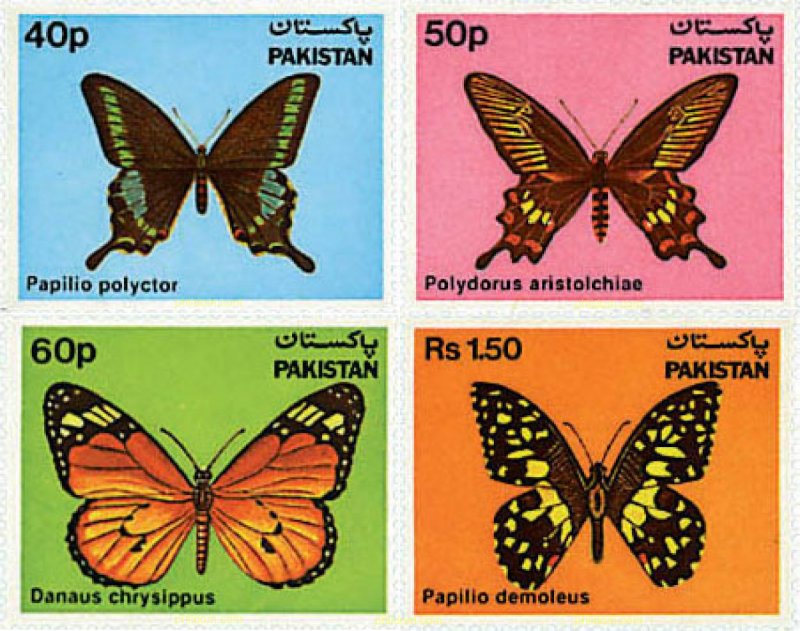 76756 MNH PAKISTAN 1983 MARIPOSAS