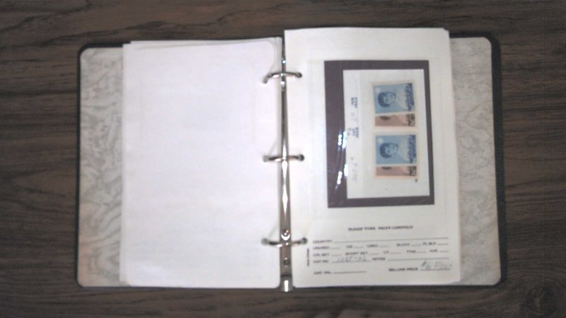 IRAN COLLECTION IN APPROVAL ALBUM, MINT/USED