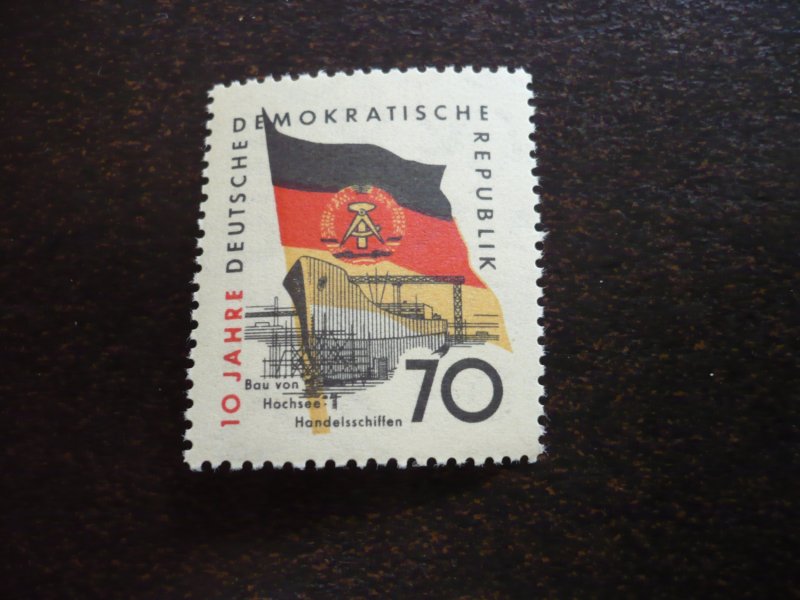 Stamps - Germany DDR - Scott# 464 - Mint Never Hinged Part Set of 1 Stamp