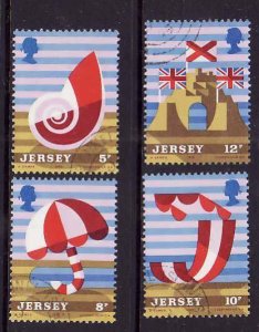 Jersey-Sc#124-7- id8-used set-Tourism-1975-