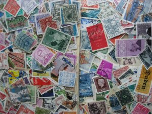 W Europe colossal mixture(duplicates,mixed cond)2000 old,new,22%comems,78%defins