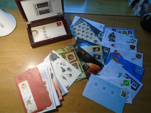 Canada  Official First Day Cover  Year 2016  in a  wood box