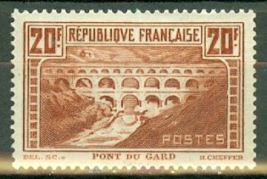 KZ: France 254A mint CV $250