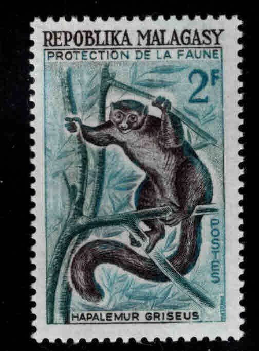 Madagascar Malagasy Scott 321 MH*  Lemur stamp