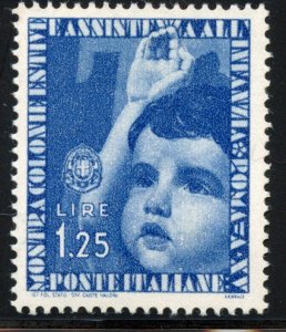 Italy # 373, Mint Hinge.