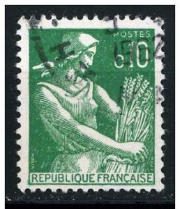 France 1960 - Scott 939 used - 10c, Farm Woman 