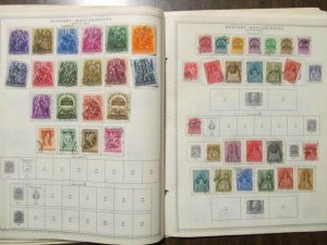 uncatalogued collection on pages Hungary 1900-45 175 stamps