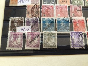 Hungary 1913 to 1918 mounted mint & used stamps A12863