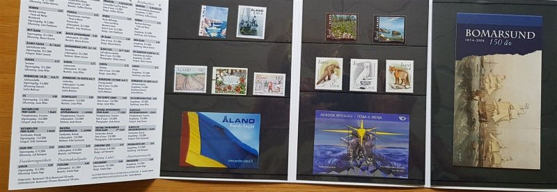 Aland Finland 2004 Year set complete including booklets in official folder. MNH