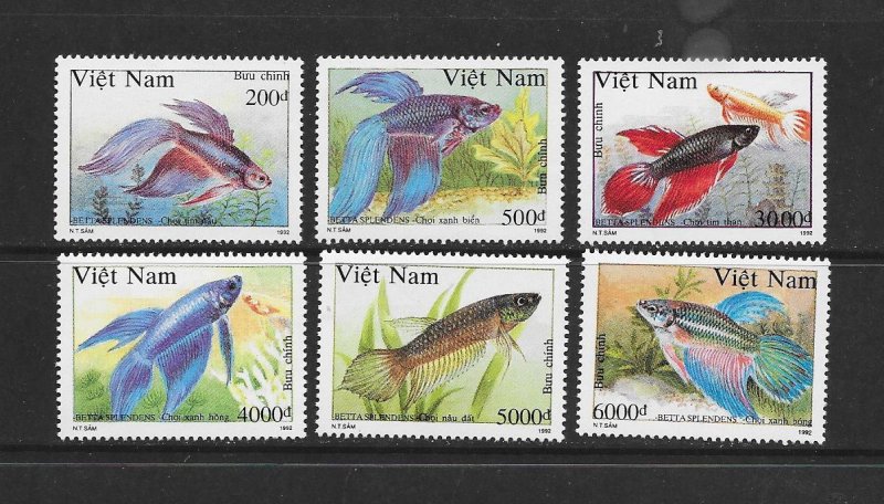 FISH - VIETNAM #2402-7 MNH