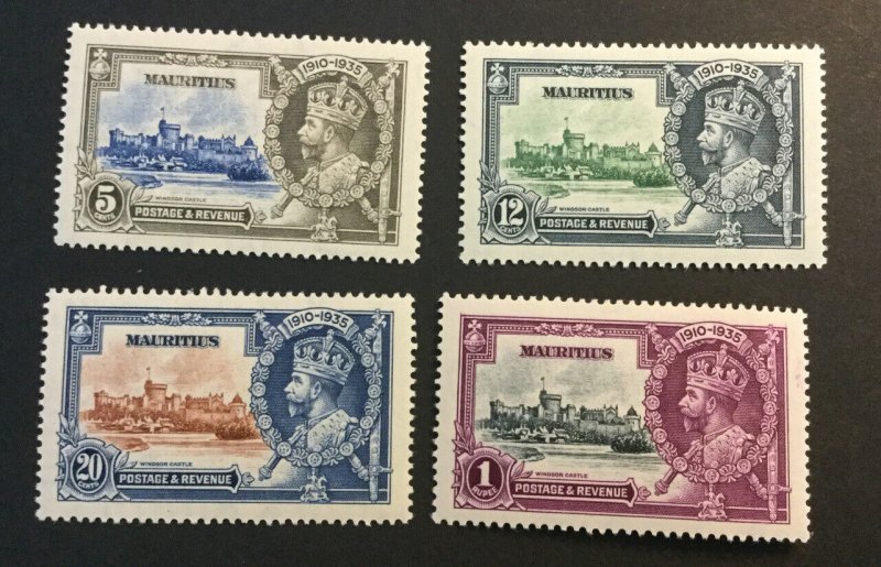 Mauritius Sc# 204-207 Complete Set Mint Hinged MH 