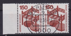 Berlin 1971 Mi#411 DZ10 Pair with Druckerzeichen used CV€150.00 (BN1121)