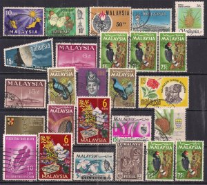 Malaysia Selection 0f 26 used stamps ( J900 )