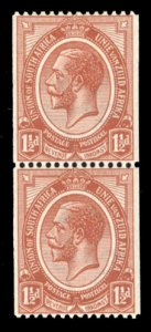 South Africa #19 Cat$36+, 1920 1 1/2p orange brown, vertical pair, top stamp ...