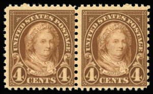 US Sc 636 MNH PAIR - 1927 4¢ - Martha Washington