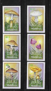 Maldives 2001 Mushrooms Mushroom Sc 2517-2522 MNH A1406