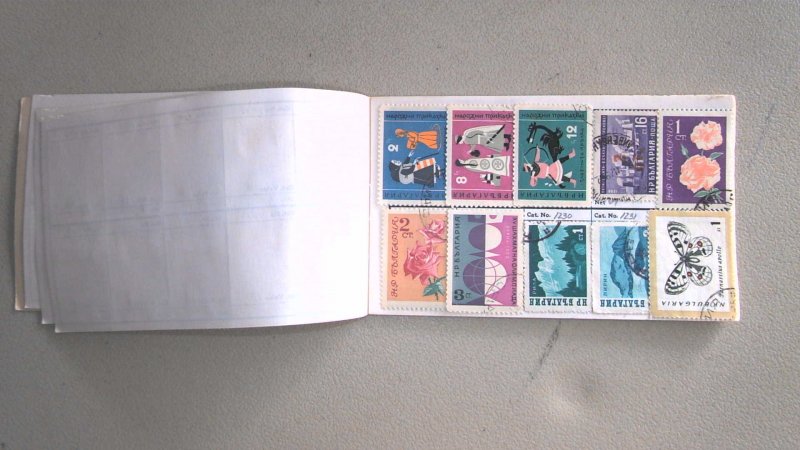 BULGARIA COLLECTION IN APPROVAL BOOK, MINT/USED