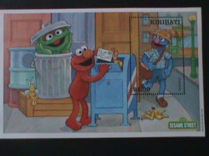 KIRIBATI- SESAME STREET-FAMOUS TV THEATER MNH S/S VF  WE SHIP TO WORLDWIDE