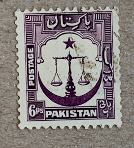 Pakistan 1948 6p Scales perf 12.5, used.  Scott 25, CV $0.25. SG 25