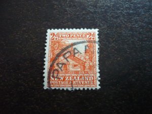 Stamps - New Zealand - Scott# 206 - Used Part Set of 1 Stamp