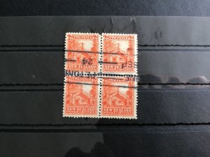 New Zealand Stamp Block separating in middle Stamps R44125