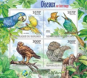 BURUNDI 2012 - Birds of Red List M/S. Official issues.