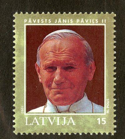 LATVIA 352 MNH SCV $1.25 BIN $0.75 POPE JOHN PAUL II