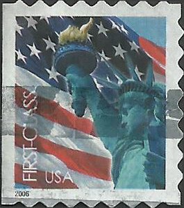 # 3975 USED FLAG AND STATUE OF LIBERTY