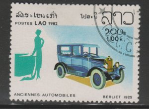 Laos 415 Classic Automobiles 1982