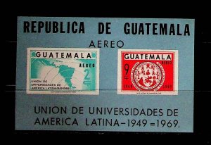 GUATEMALA Sc C443 NH SOUVENIR SHEET OF 1969 - UNIVERSITIES