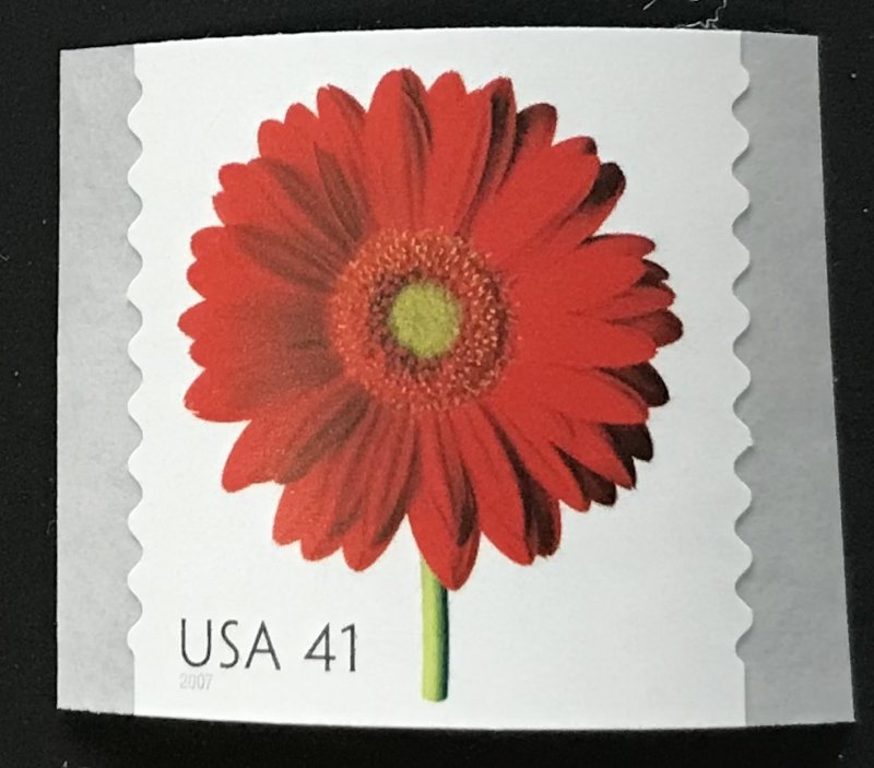 US MNH #4169 Coil Single Red Gerbera Daisy Beautiful Blooms SCV $2.00