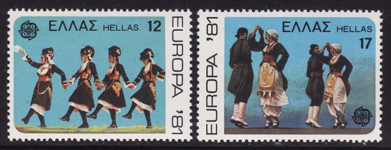 Greece #1386-87 F-VF Mint NH ** Folk Dances