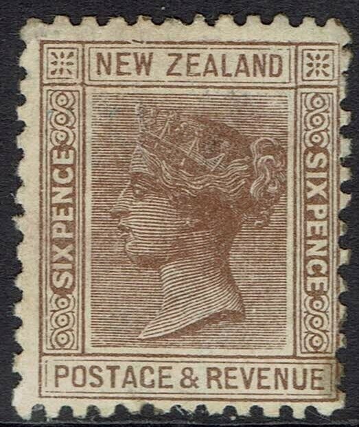 NEW ZEALAND 1882 QV 6D PERF 12 X 11.5