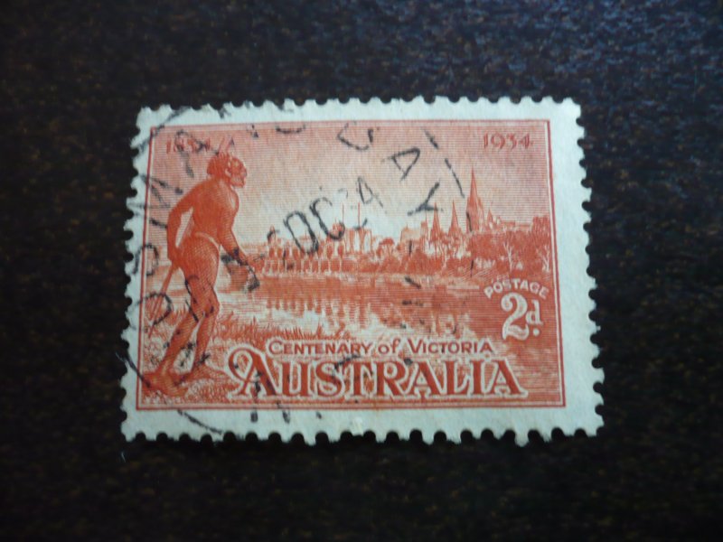 Stamps - Australia - Scott# 142 - Used Part Set of 1 Stamp