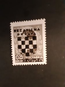 +Croatia #9           MNH