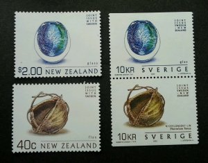 *FREE SHIP Sweden - New Zealand Joint Issue Arts Meet Craft 2002 (stamp pair MNH 