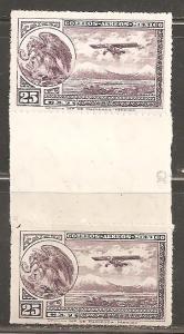 Mexico SC C24  Mint  Hinged. Gutter pairs