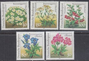 GERMANY Sc # 1630-4 CPL MNH SET of 5 - VARIOUS FLOWERS